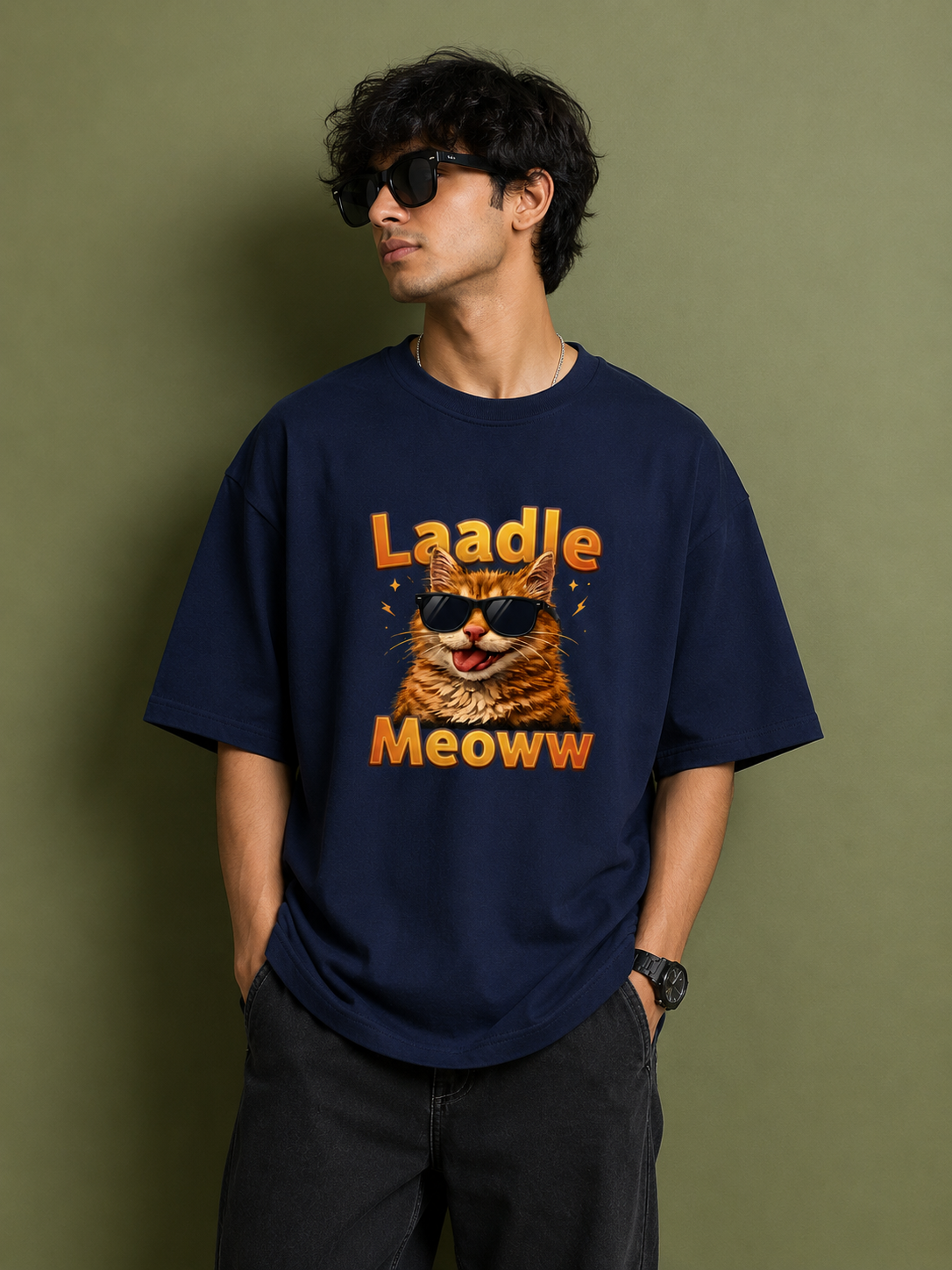 Laadle Meoww Oversized T-Shirt