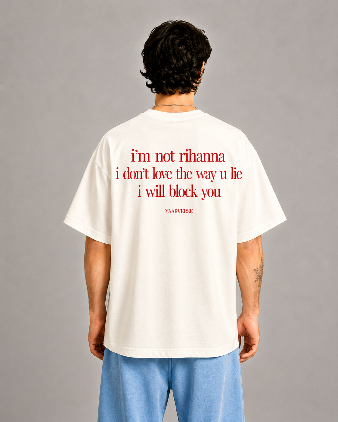i'm not rihanna Oversized T-Shirt