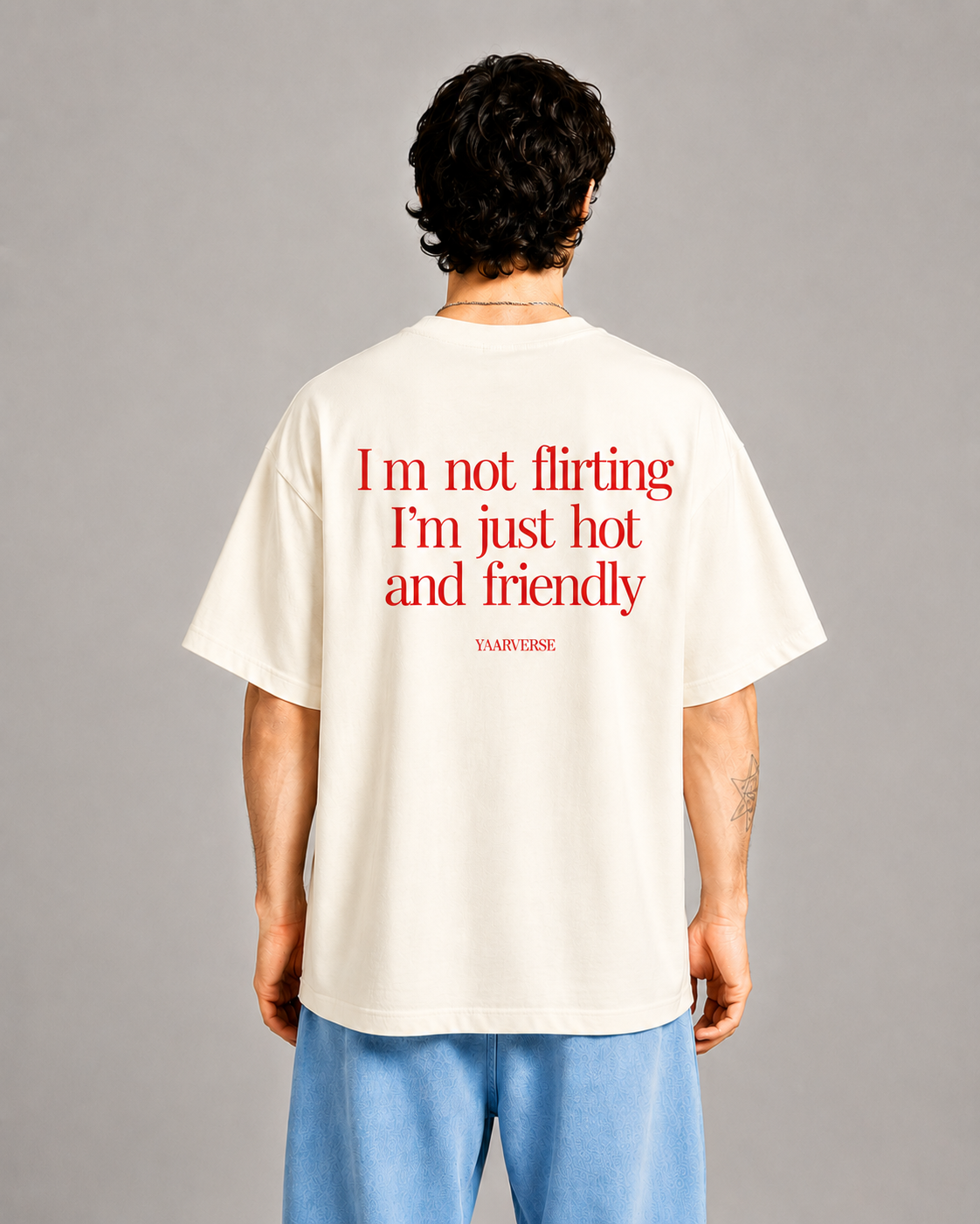 I'm notr flirting Oversized T-Shirt